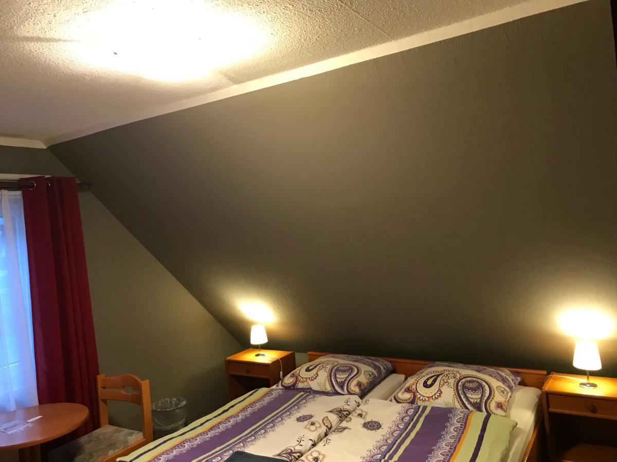 Pension Am Stadtrand Zerbst Экстерьер фото